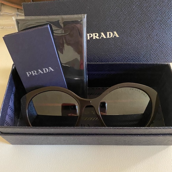 New Prada sunglasses - Picture 1 of 10